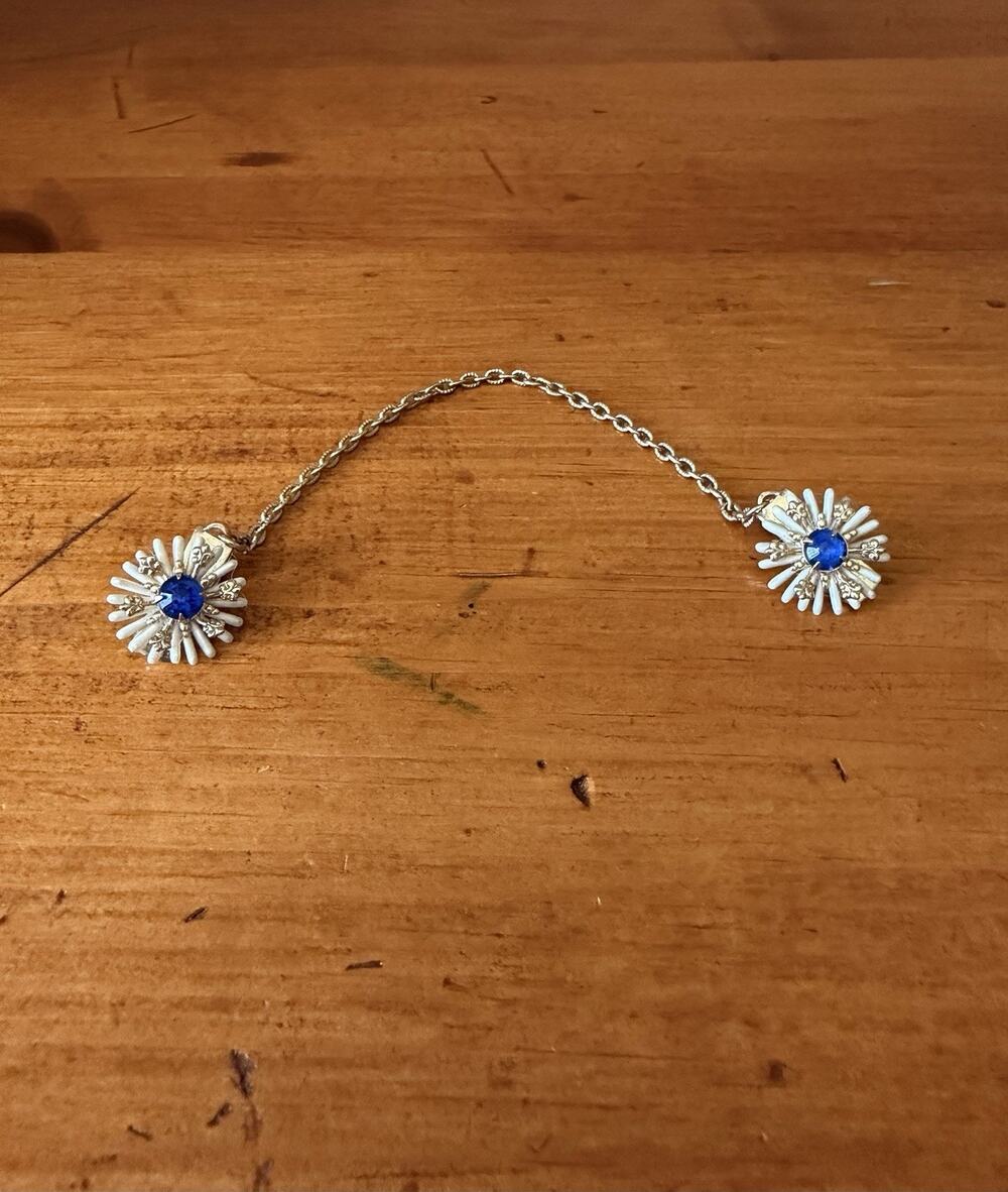 Vintage Sweater Guard Clip White Enamel Daisy Blue Rhinestone Gold Chain Retro